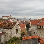 Dotur * Split